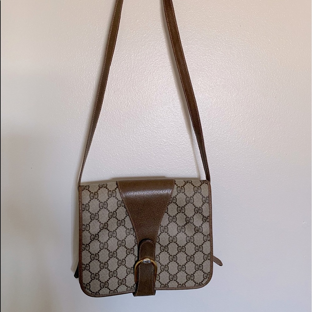 Gucci shoulder bag